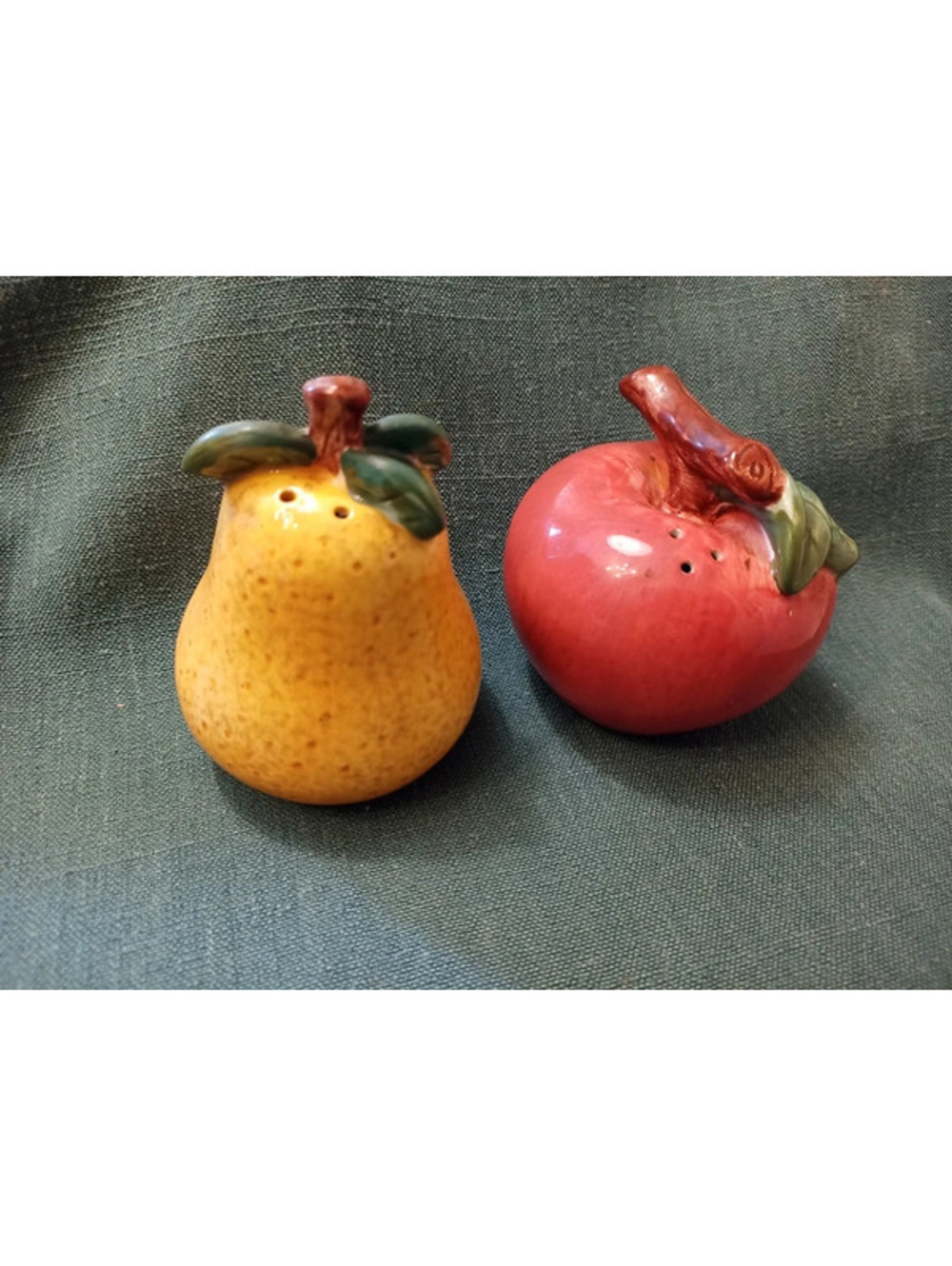 Salt & Pepper shakers - Apple & Pear
